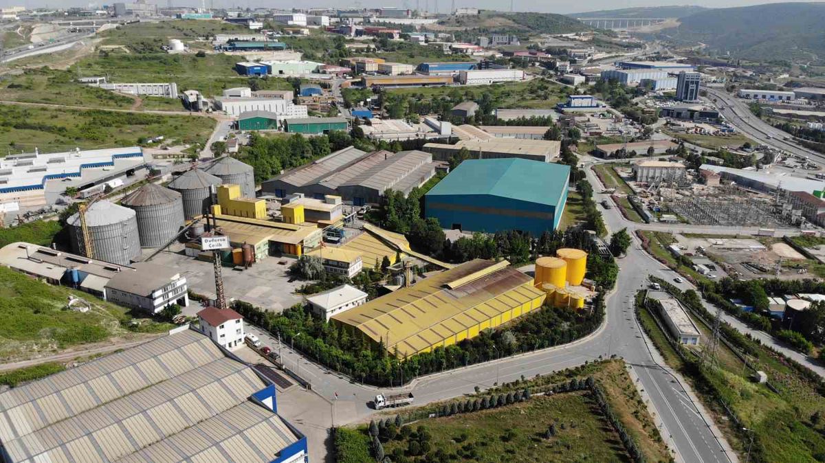 Lütfü Türkkan’ın fabrikasına milyonluk kötü koku cezası